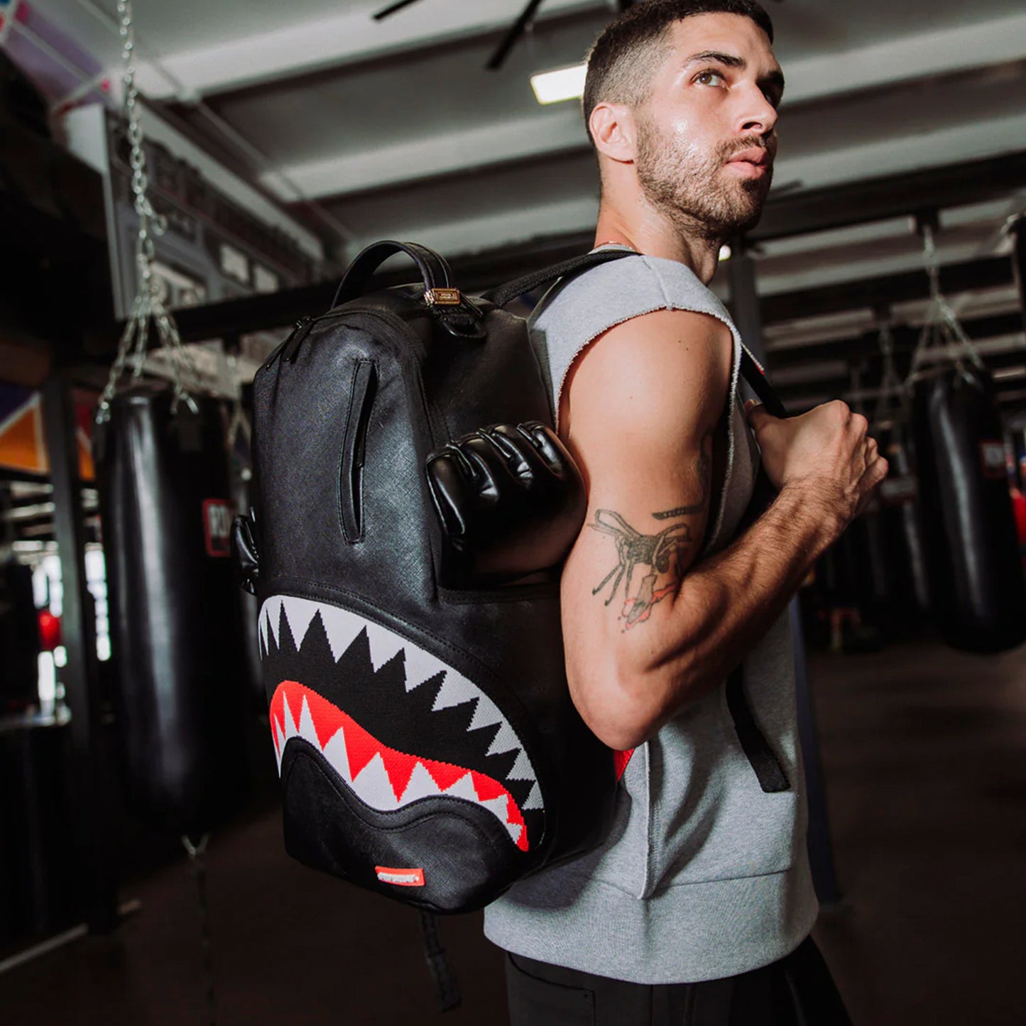 Mochila Urbano Unisex Sprayground Dlxsv Fly Knit Mouth Mochila Urbano Unisex Sprayground Dlxsv Fly Knit Mouth