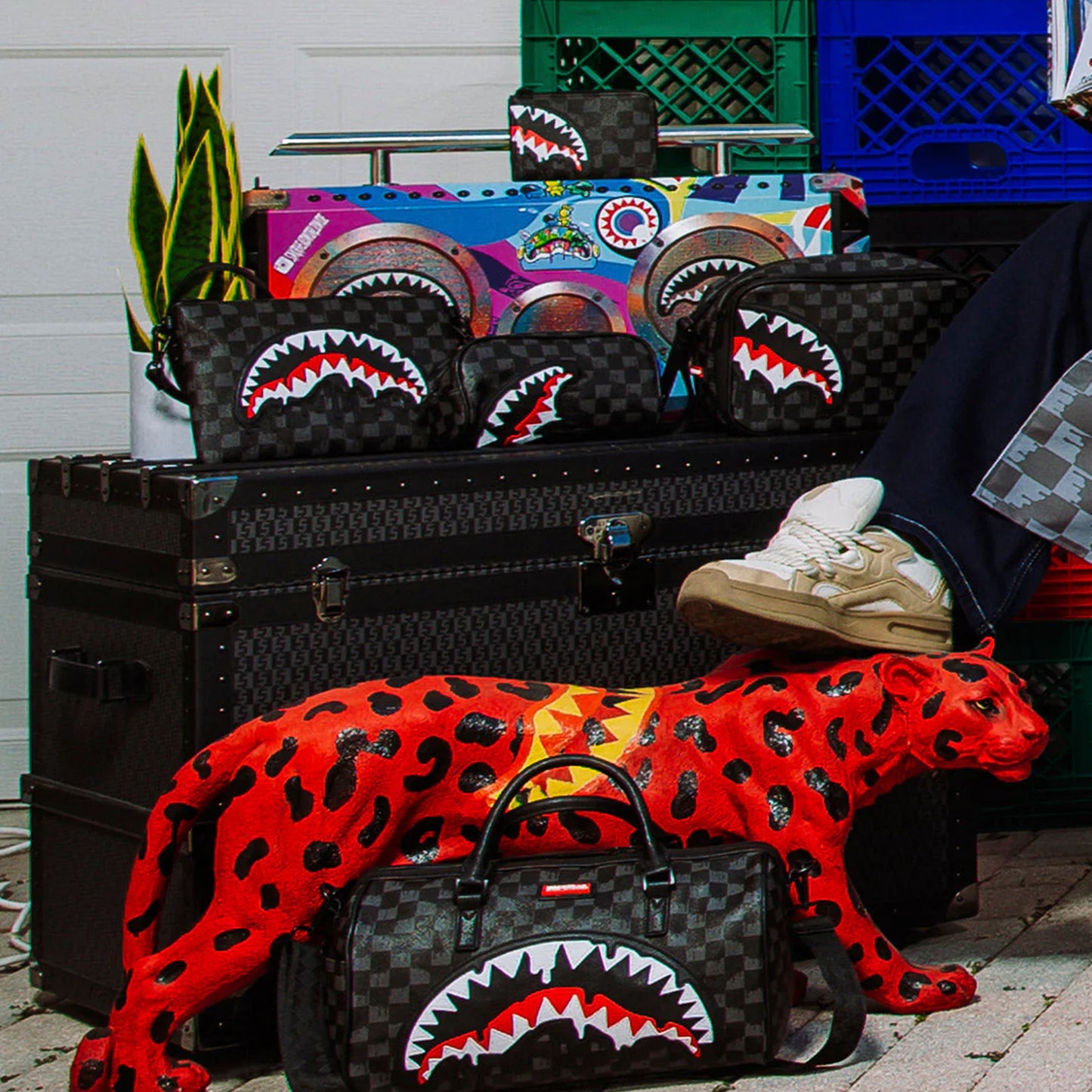 Neceser Urbano Unisex Sprayground Dripping Sharks In Paris Neceser Urbano Unisex Sprayground Dripping Sharks In Paris