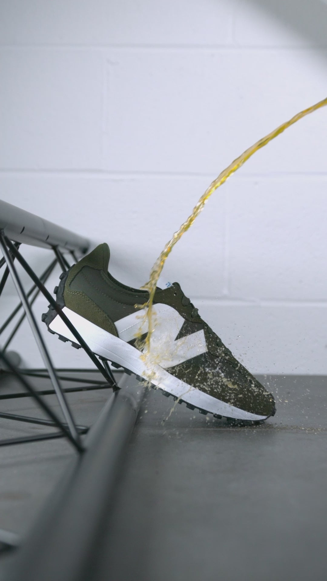 CREP PROTECT SPRAY CREP PROTECT SPRAY