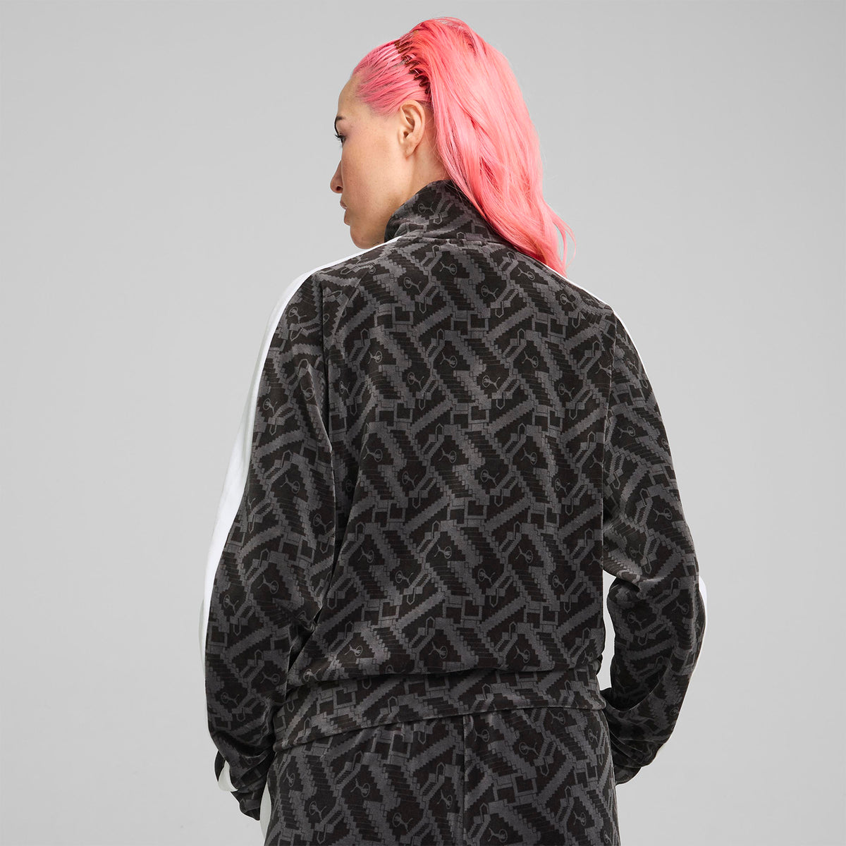 Casaca Urbano Mujer Puma X Squid Game T7 Iconic Track Jacket - Moda Urbana