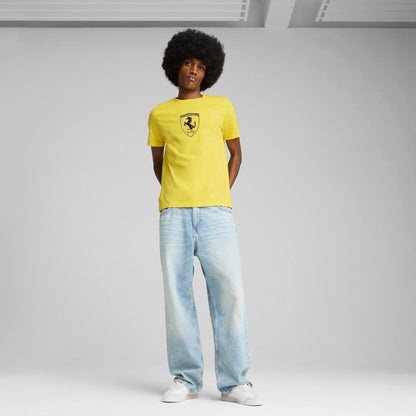 Polos Motorsport Hombre Puma Ferrari Race Tonal Big Shield Tee color Amarillo Prendas Lifestyle - código 630189 03