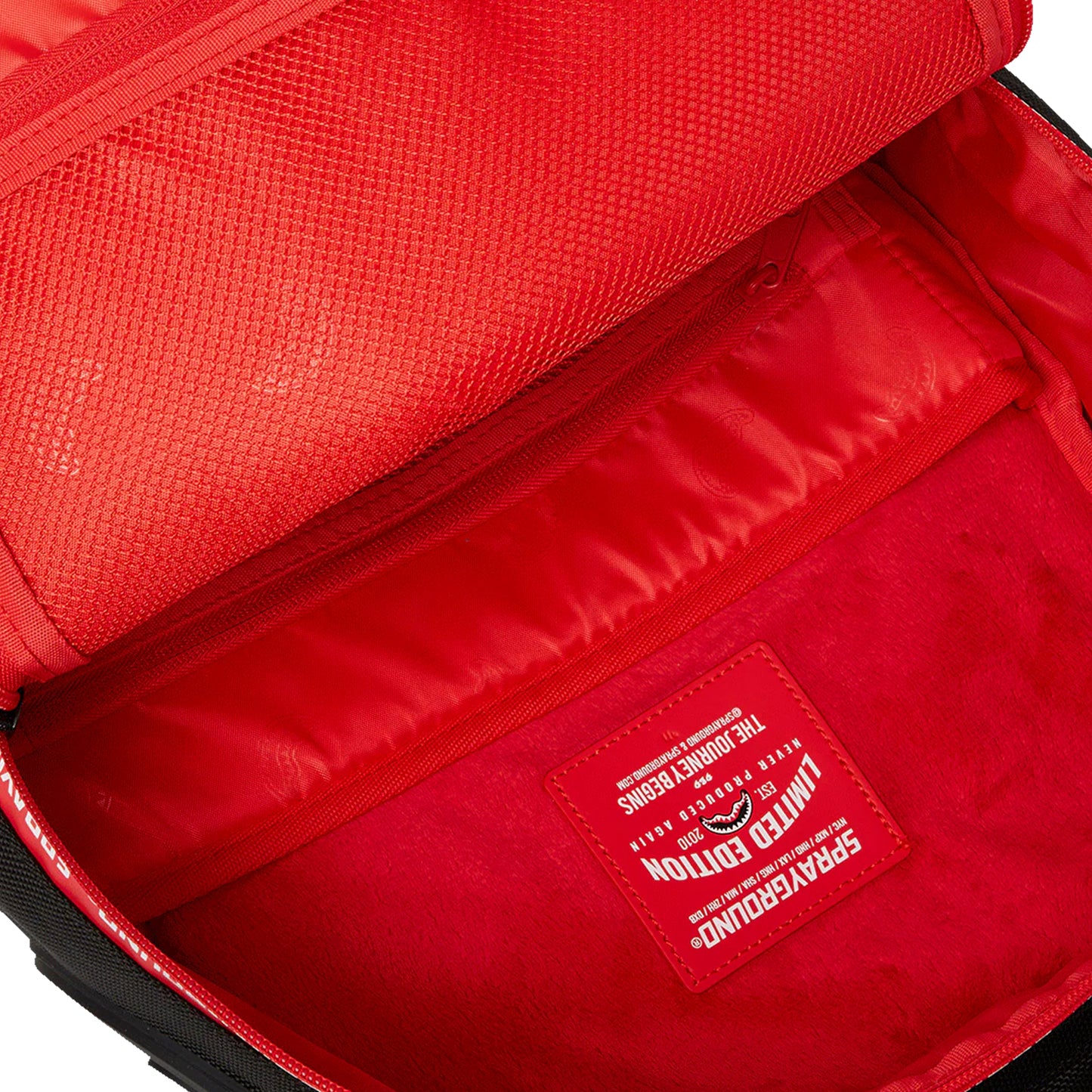 Mochila Urbano Unisex Sprayground Dlxsv Printed Zipper Shark