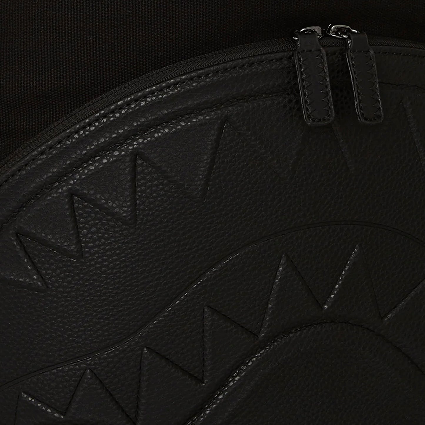 Mochila Urbano Unisex Sprayground Shark Pocket Canavas