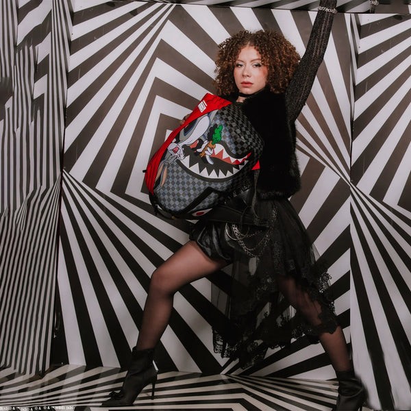 Mochila Urbano Unisex Sprayground Dlxsv Looney Tunes Bugs Curtain Reveal