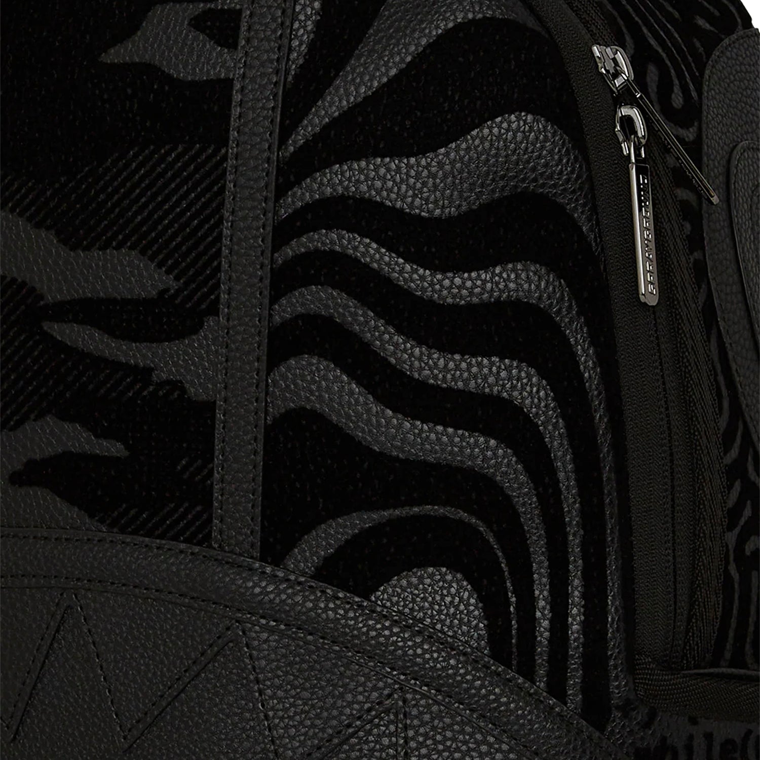 Mochila Urbano Unisex Sprayground Dlxsv Exotic Illusion