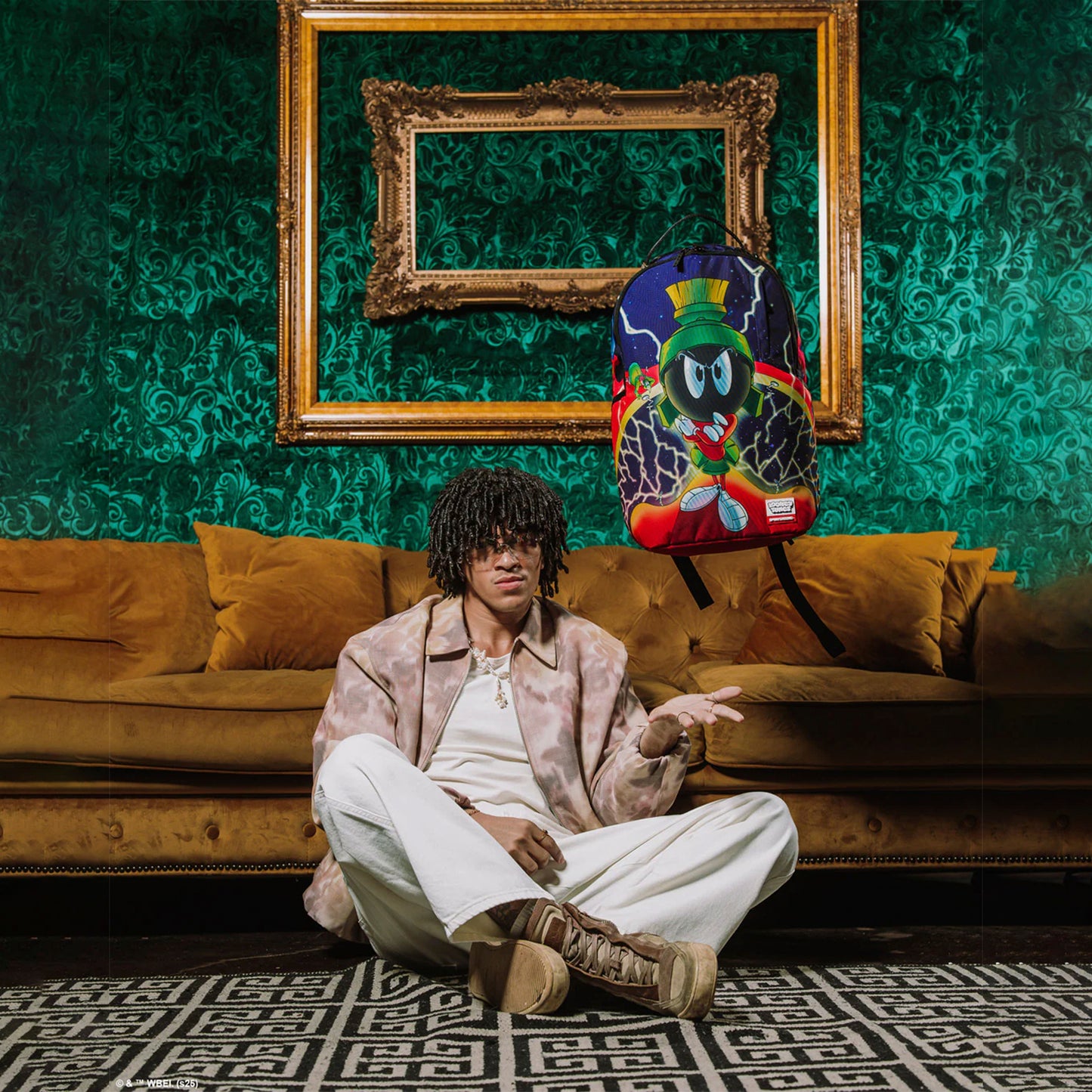 Mochila Urbano Unisex Sprayground Dlxsv Marvin Planet X Sharkmouth