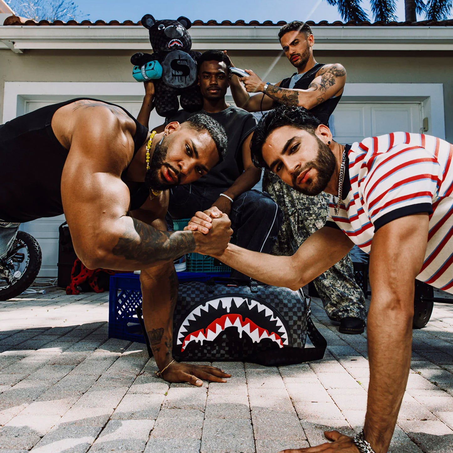 Bolso Urbano Unisex Sprayground Bolsa De Lona Dripping Sharks In Paris