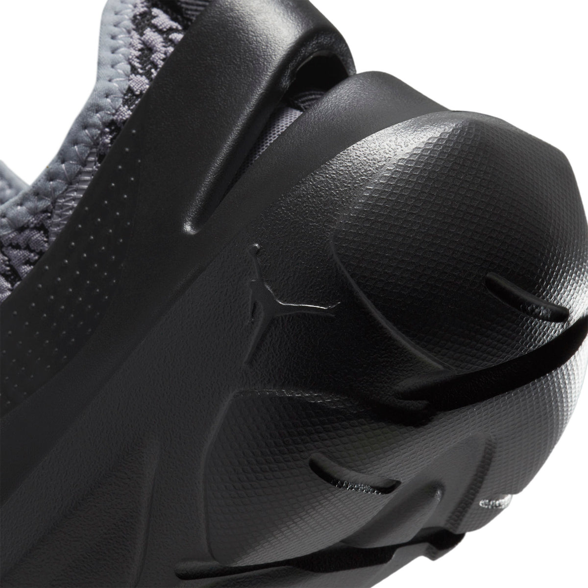 Zapatillas Basketball Hombre Nike Jordan System.