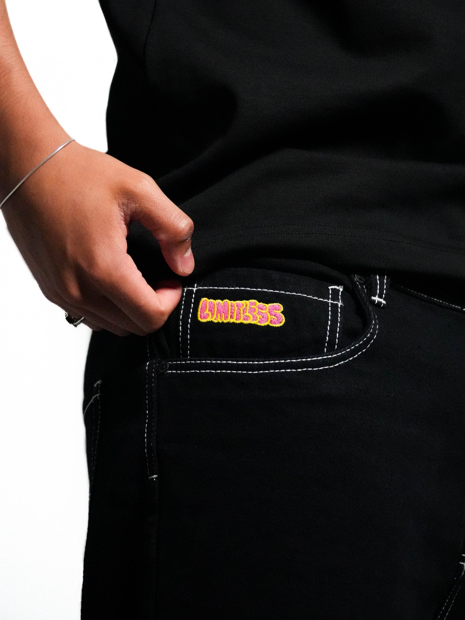 Pantalones Urbano Unisex Limitless Black Denim Pants color Negro Moda Urbana - código Lbdp 28-36