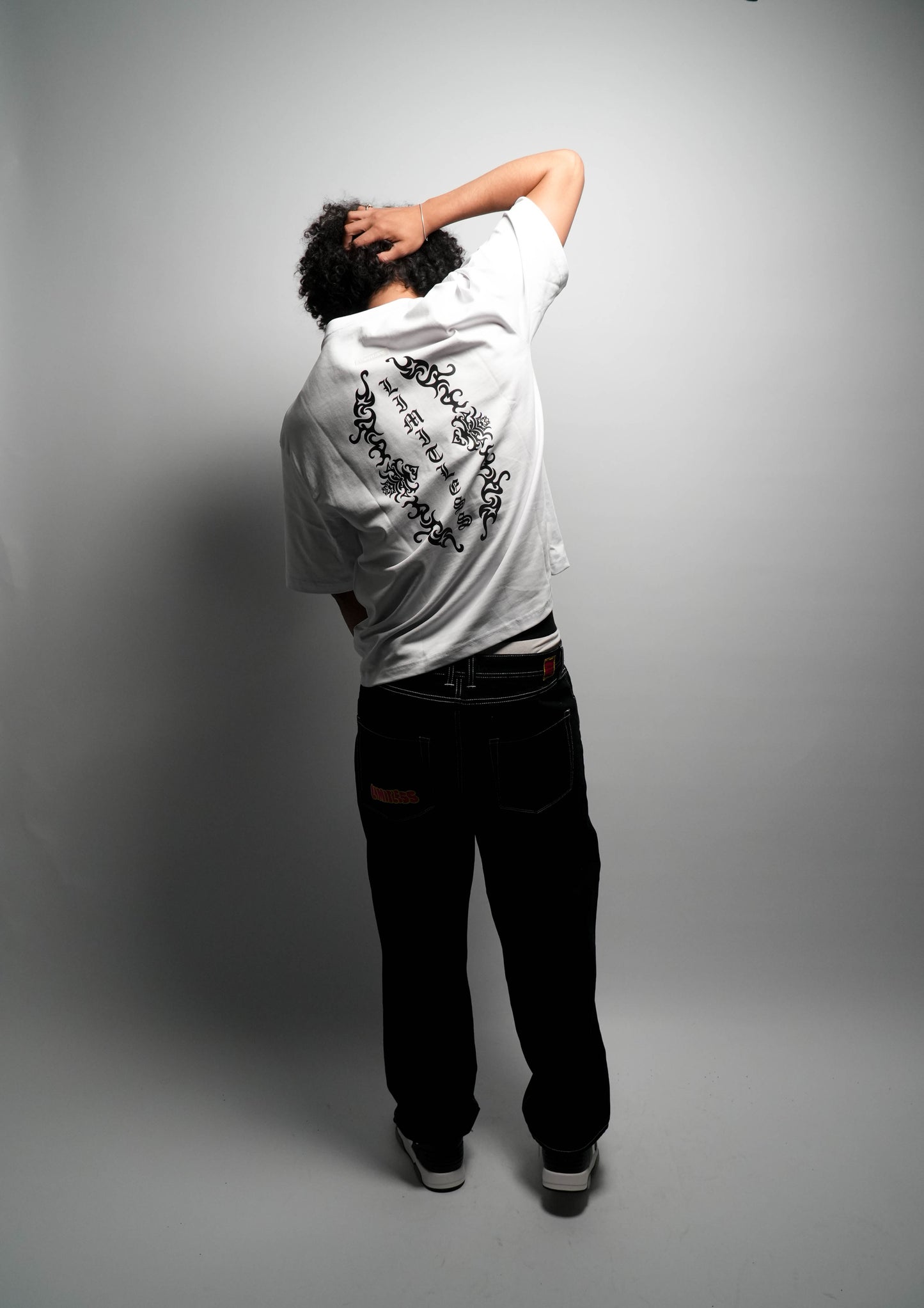 Polos Urbano Unisex Limitless T-Shirt Holy Shirt White Edition