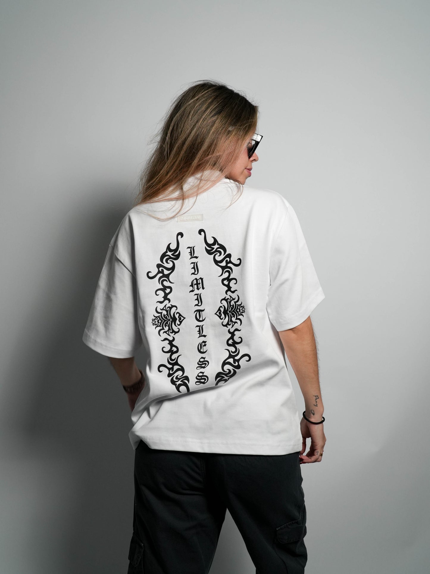 Polos Urbano Unisex Limitless T-Shirt Holy Shirt White Edition