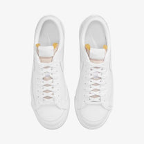 Zapatillas Nike Mujer Dc4769-101 W Blazer Low '77