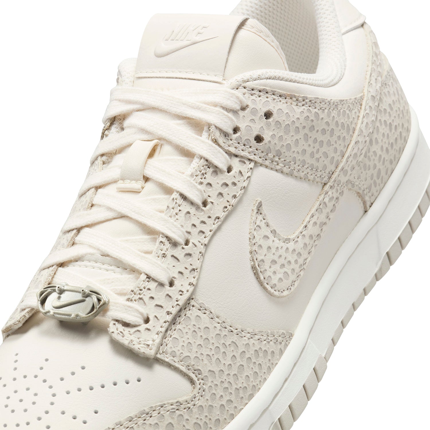 Zapatillas Nike Mujer Dunk Low Gris