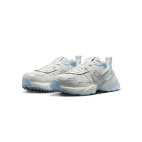 Zapatillas Nike Mujer V2K Run Gris