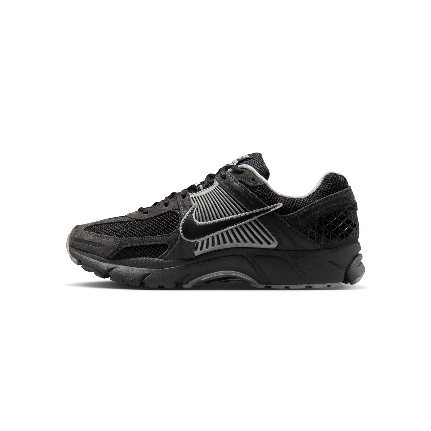 Zapatillas Nike Hombre Zoom Vomero 5 Suede Negro