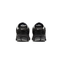 Zapatillas Nike Hombre Zoom Vomero 5 Suede Negro