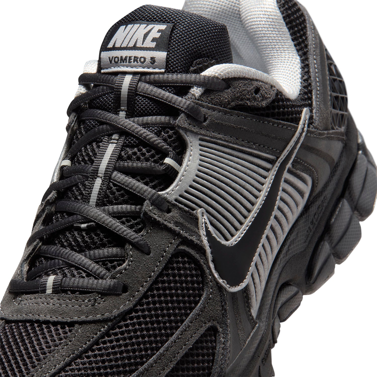 Zapatillas Nike Hombre Zoom Vomero 5 Suede Negro