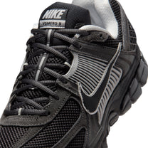 Zapatillas Nike Hombre Zoom Vomero 5 Suede Negro