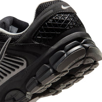 Zapatillas Nike Hombre Zoom Vomero 5 Suede Negro