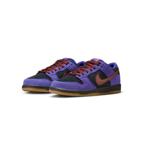 Zapatillas Nike Hombre SB Dunk Low Pro Morado