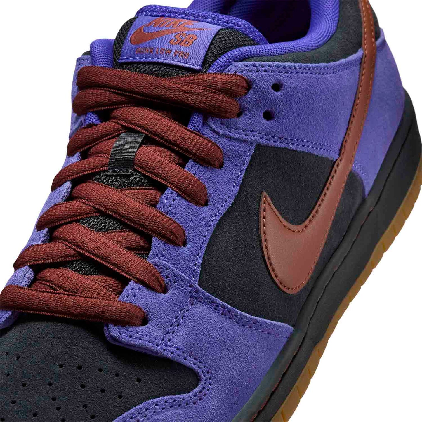 Zapatillas Nike Hombre SB Dunk Low Pro Morado