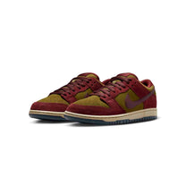 Zapatillas Nike Hombre SB Dunk Low Pro Rojo