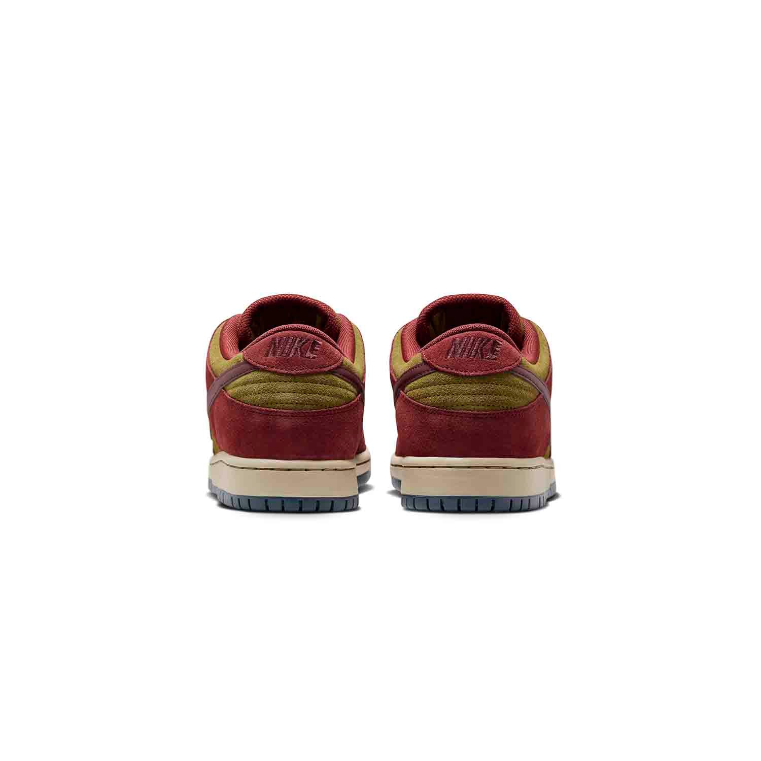 Zapatillas Nike Hombre SB Dunk Low Pro Rojo
