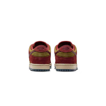 Zapatillas Nike Hombre SB Dunk Low Pro Rojo