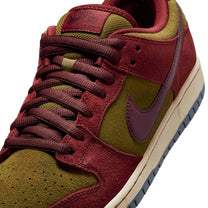 Zapatillas Nike Hombre SB Dunk Low Pro Rojo