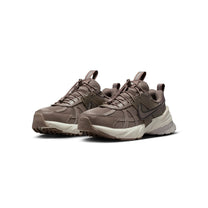 Zapatillas Nike Mujer V2K Run Marron
