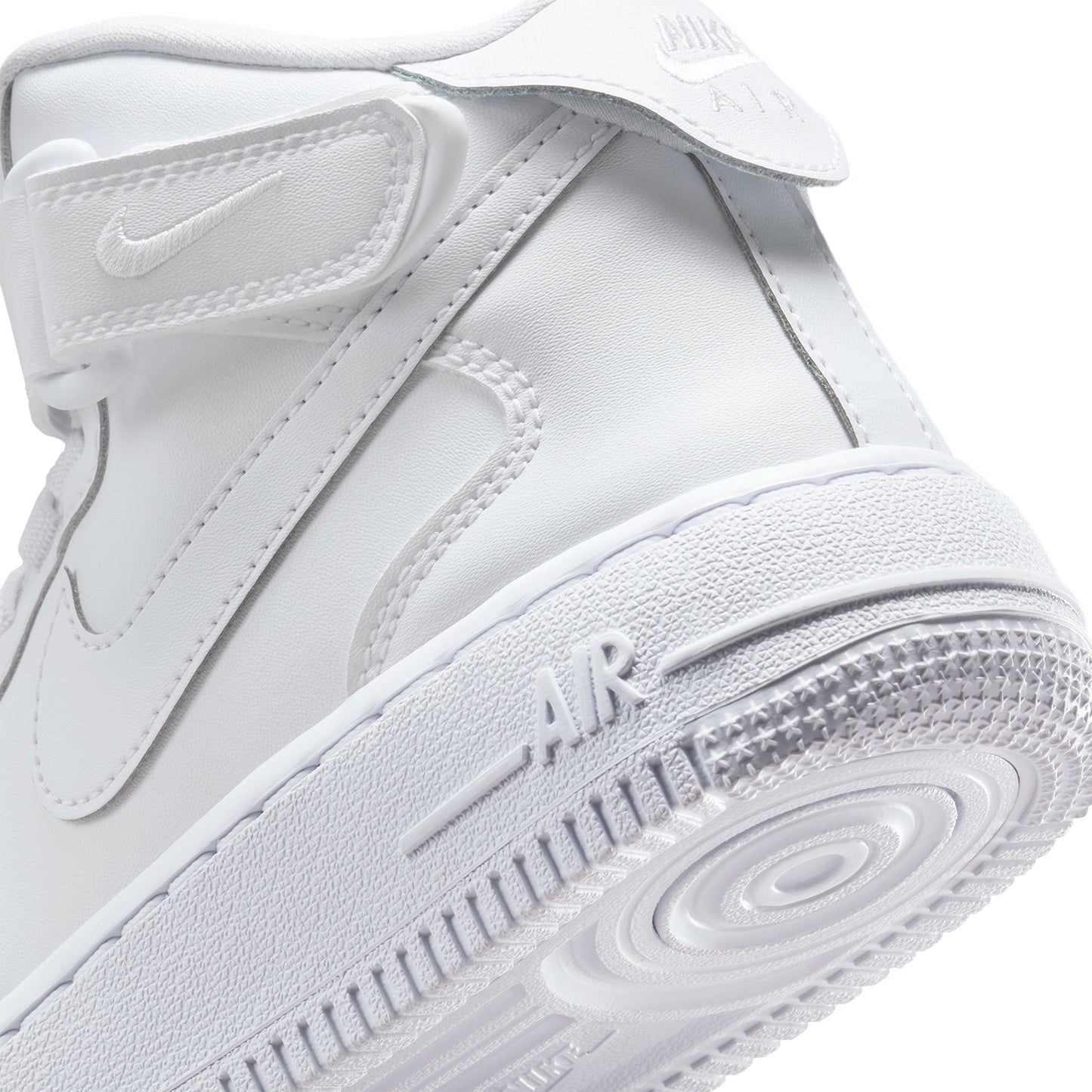 Zapatillas Urbano Hombre Nike Air Force 1 mi