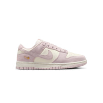 Zapatillas Nike Mujer Dunk Low SE Rosado