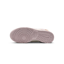Zapatillas Nike Mujer Dunk Low SE Rosado
