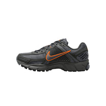 Zapatillas Urbano Unisex Nike Nike Zoom Vomero 5 Se Tech