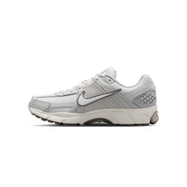 Zapatillas Urbano Unisex Nike Nike Zoom Vomero 5 Se Tech