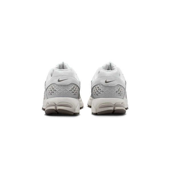 Zapatillas Nike Hombre Zoom Vomero 5 SE Blanco