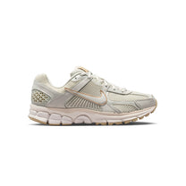 Zapatillas Nike Mujer Zoom Vomero 5 Crema