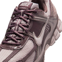 Zapatillas Nike Mujer Zoom Vomero 5 Morado