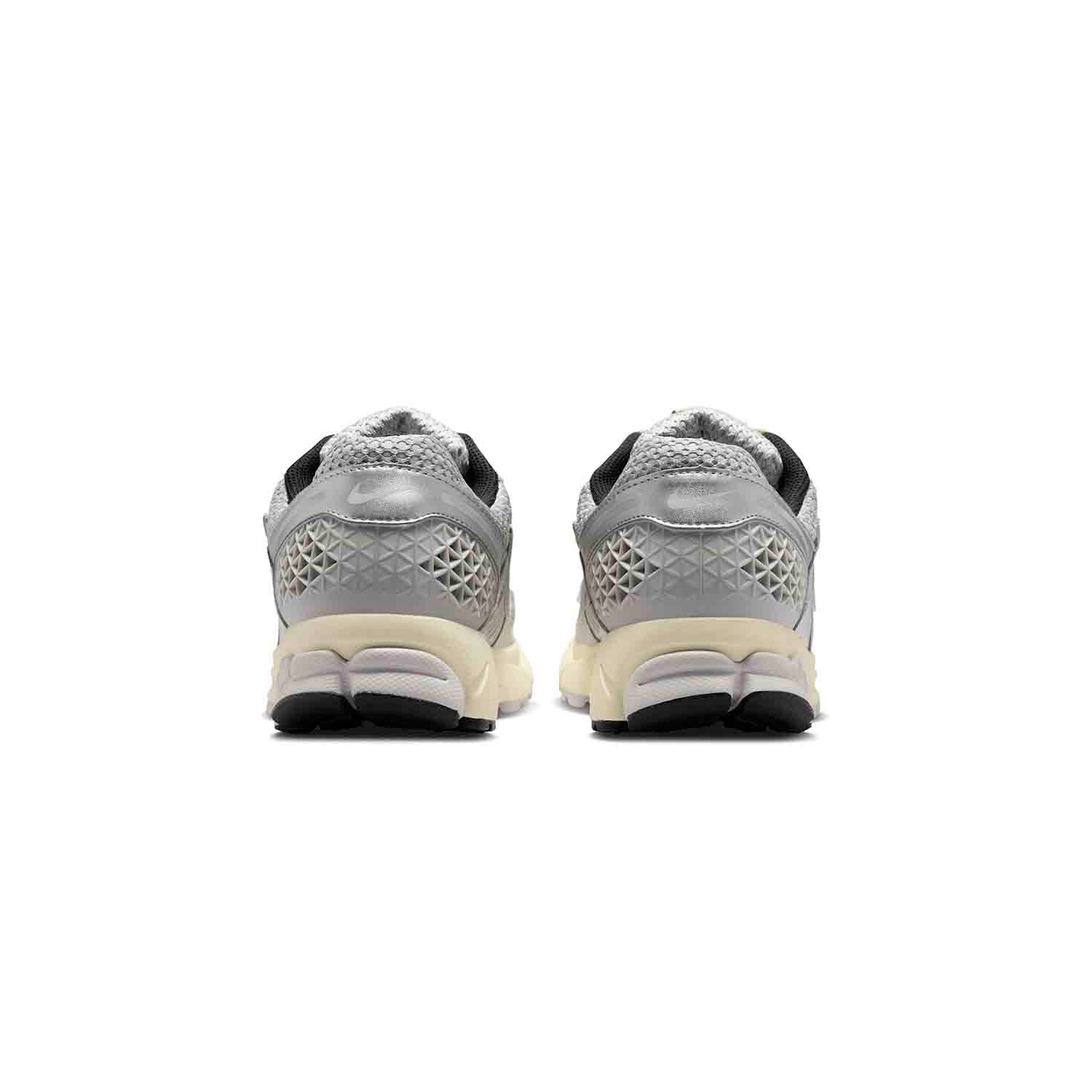 Zapatillas Urbano Hombre Nike Zoom Vomero 5