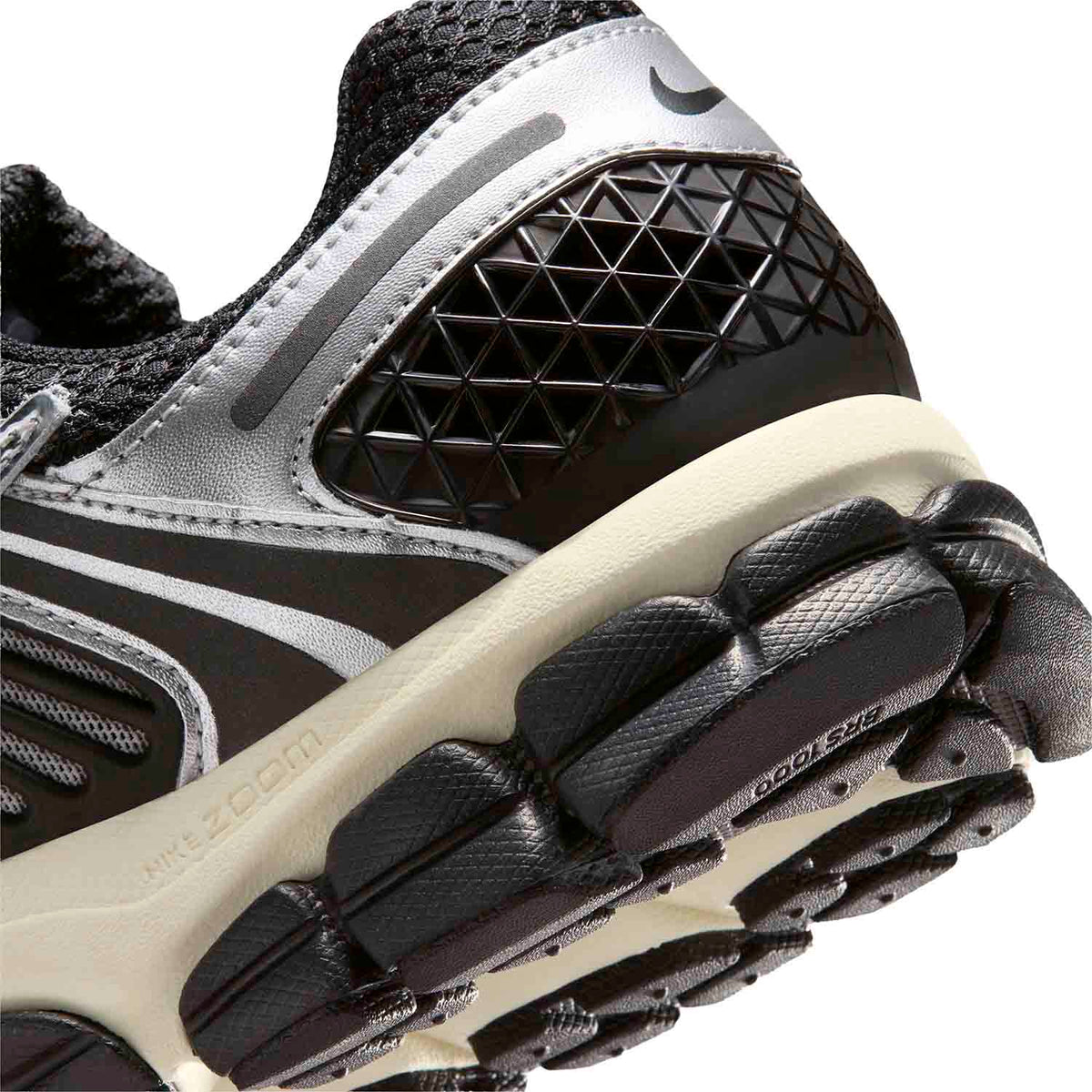 Zapatillas Urbano Hombre Nike Zoom Vomero 5