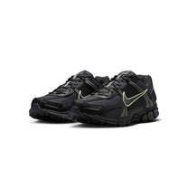 Zapatillas Nike Hombre Zoom Vomero 5 SE Negro