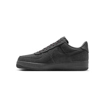 Zapatillas Nike Hombre Air Force 1 '07 Gris