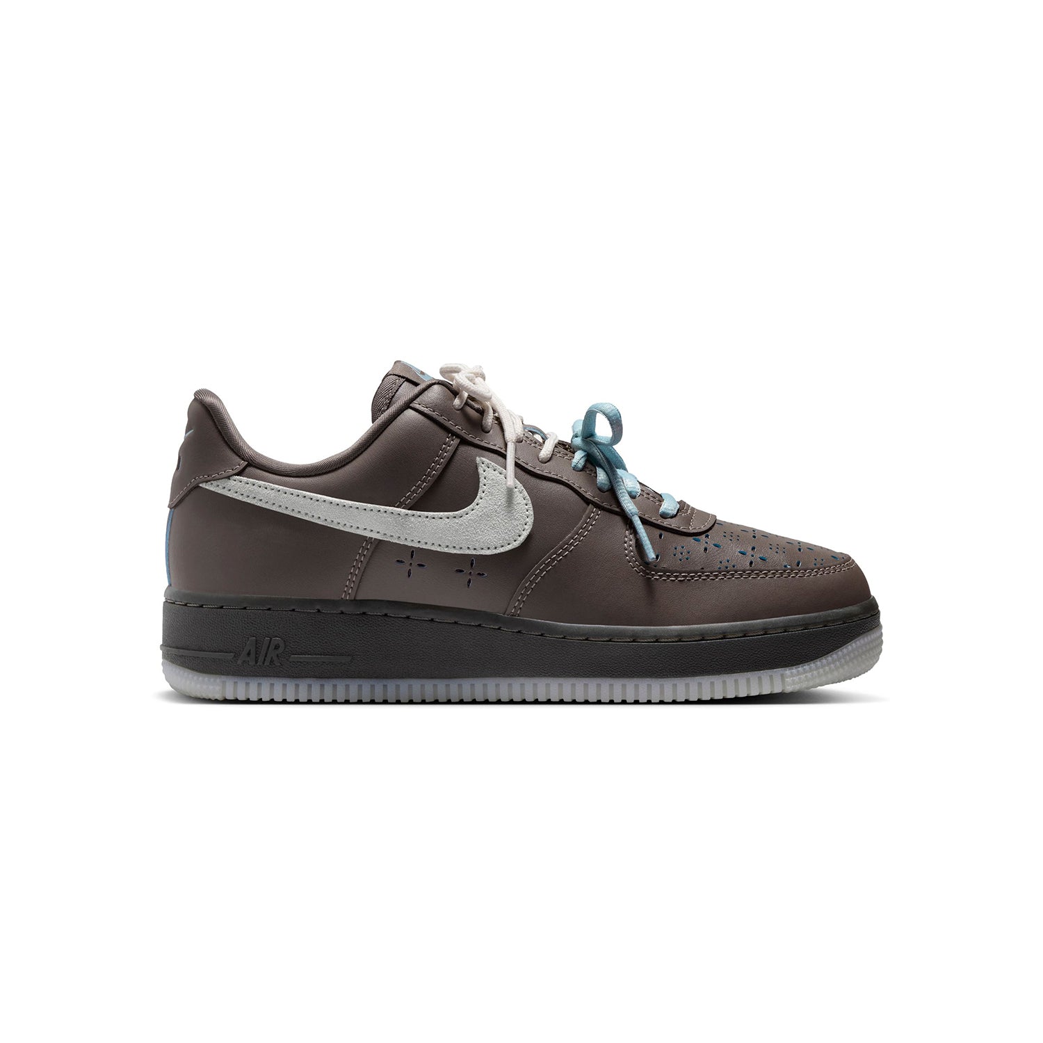 Zapatillas Nike Mujer Air Force 1 '07 LV8 Marron