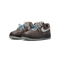 Zapatillas Nike Mujer Air Force 1 '07 LV8 Marron