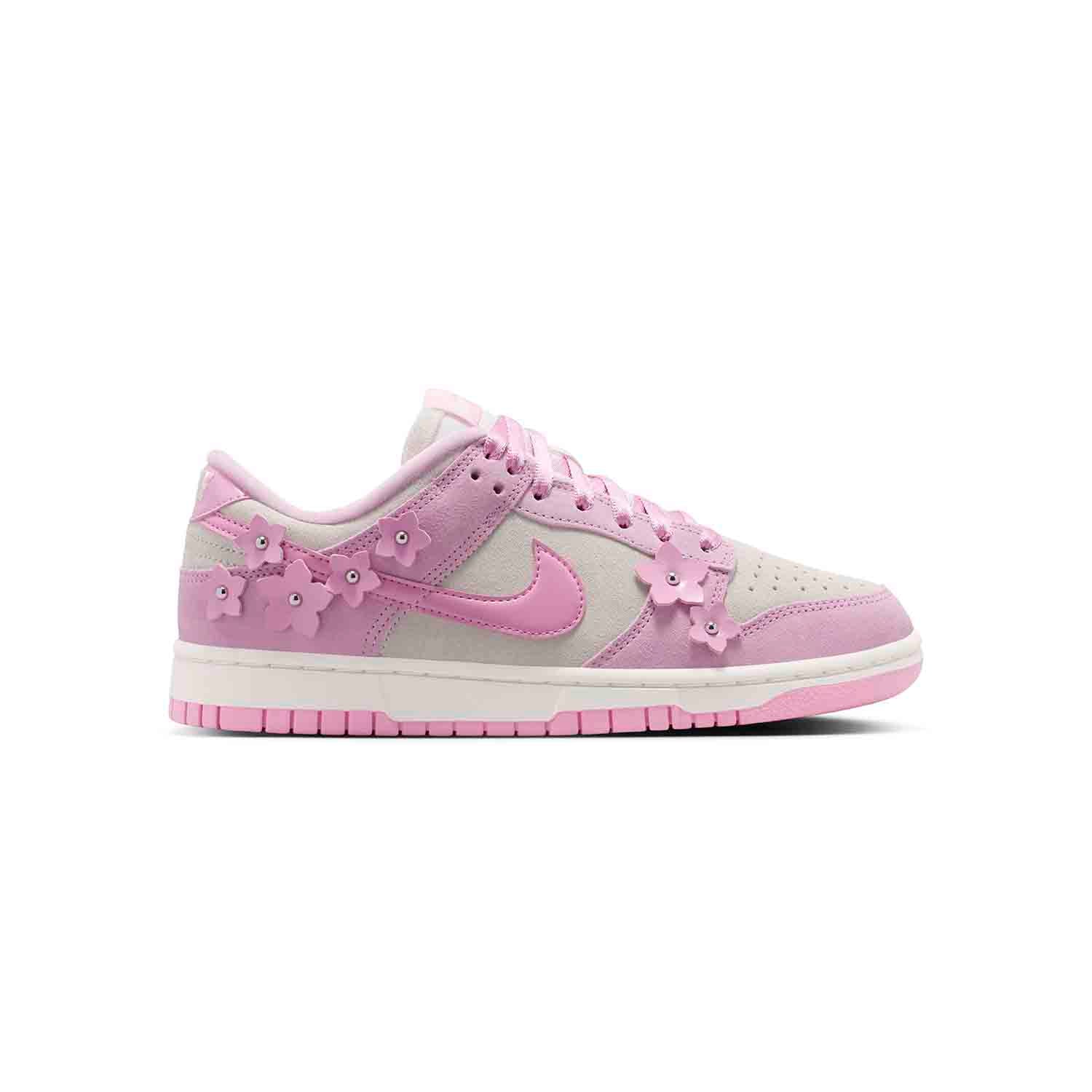 Zapatillas Nike Mujer Dunk Low SE Rosado
