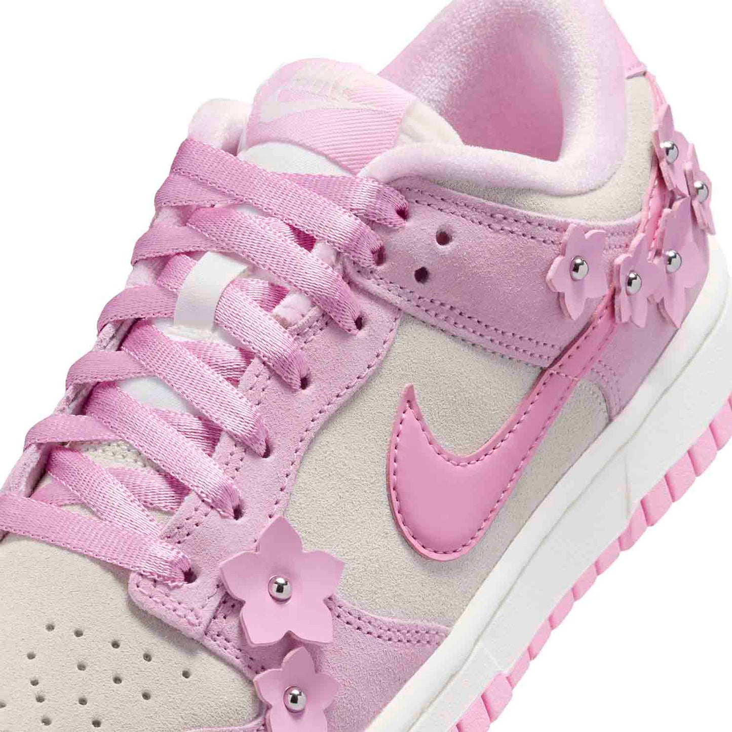 Zapatillas Nike Mujer Dunk Low SE Rosado