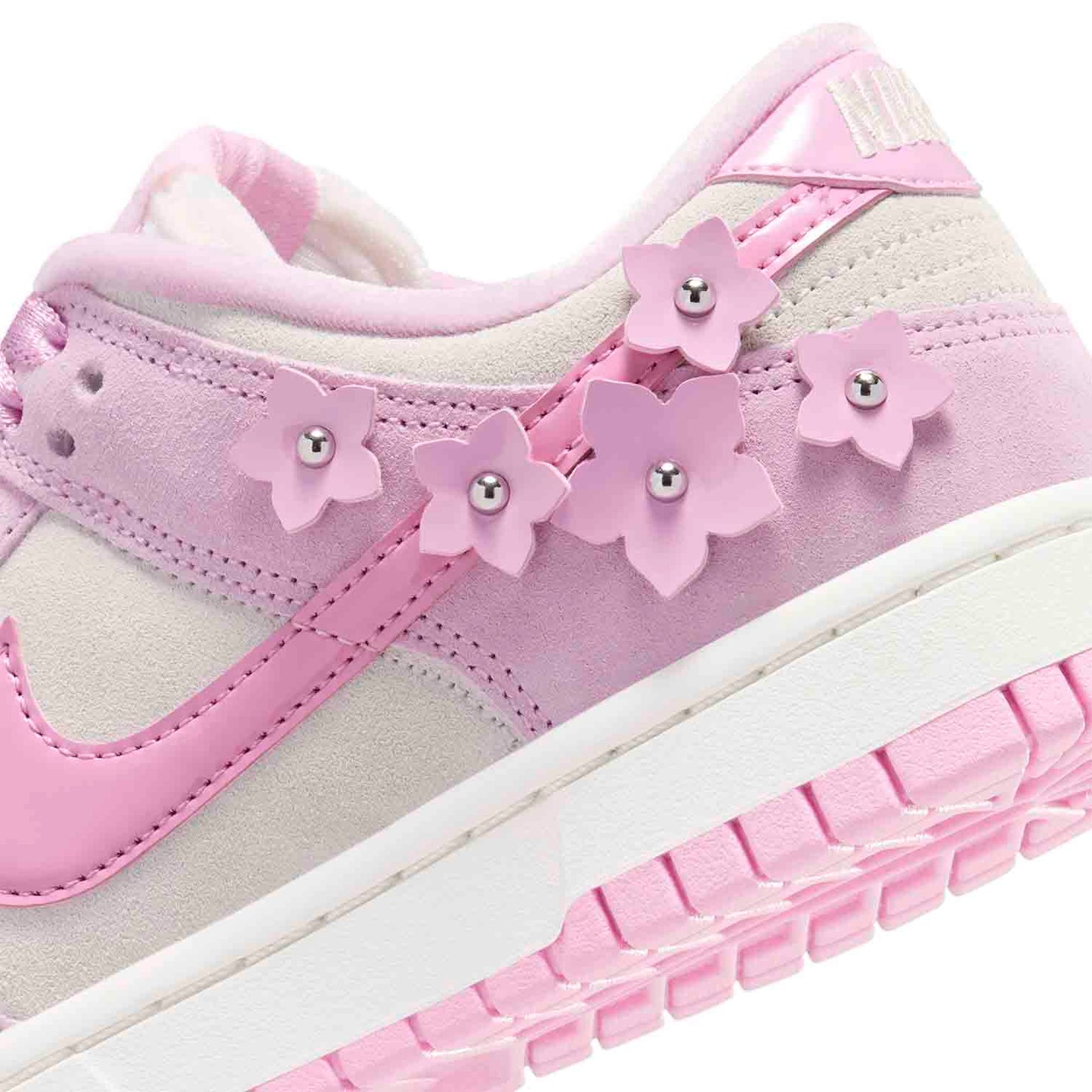 Zapatillas Nike Mujer Dunk Low SE Rosado