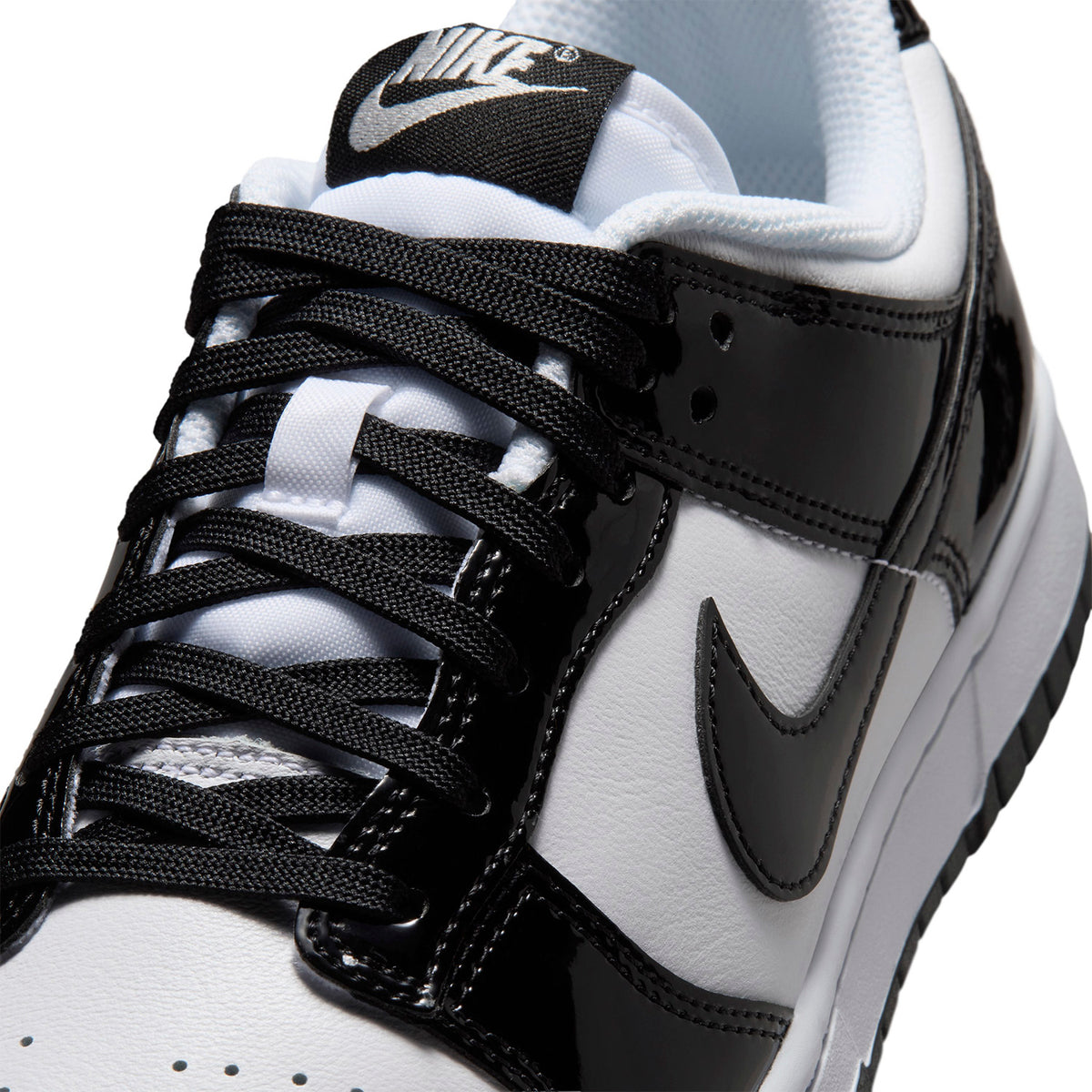 Zapatillas Nike Mujer Dunk Low SE Blanco