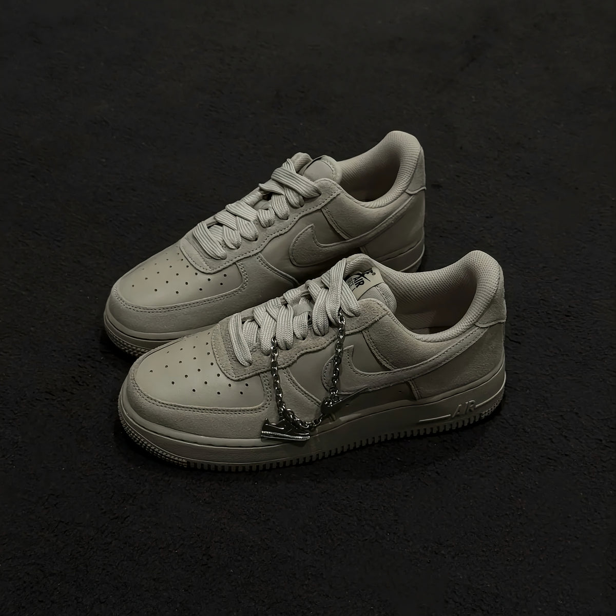 Zapatillas Nike Mujer Air Force 1 '07 Beige