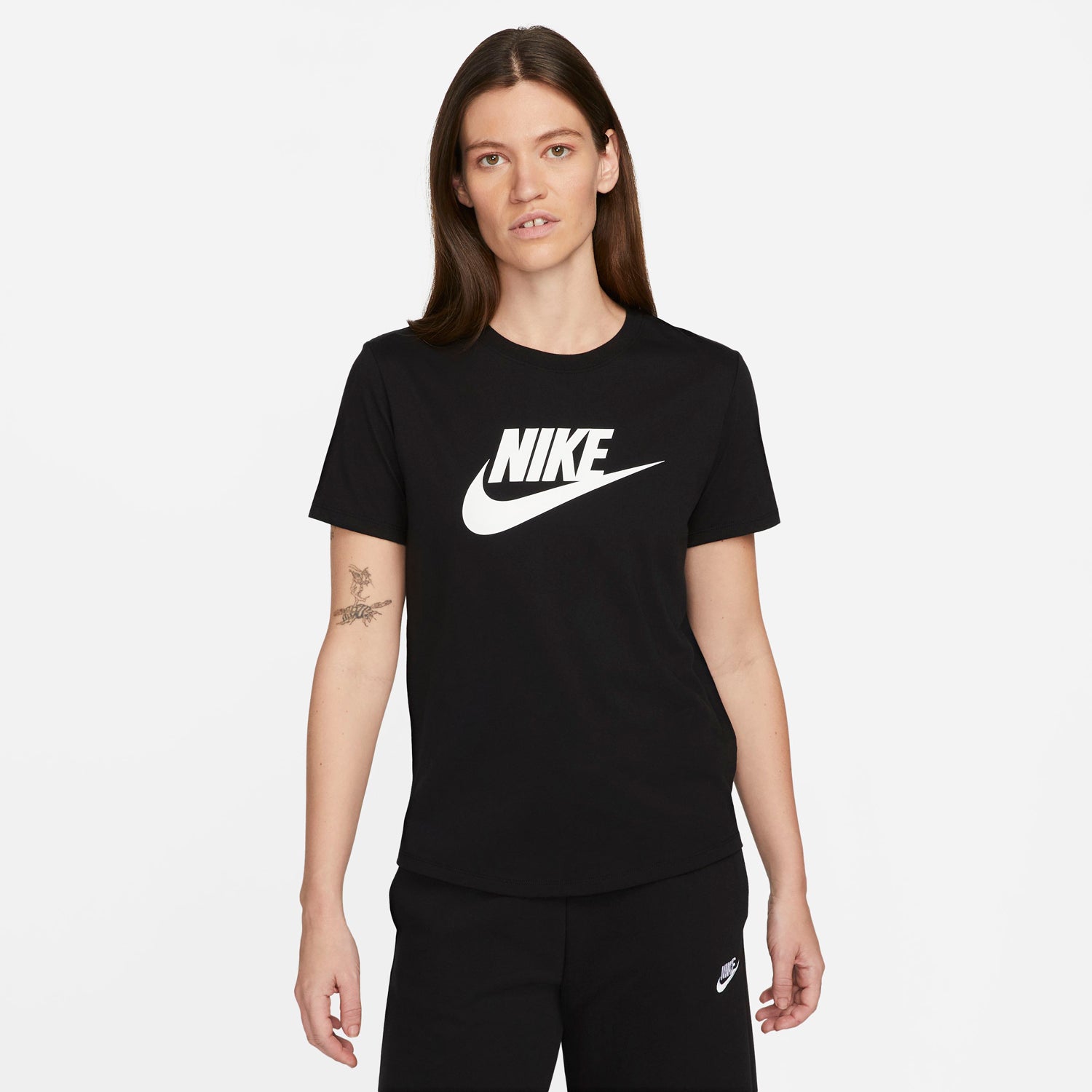 Camisetas De Equipos Urbano Mujer Nike W Nsw Tee Essntl Icn Ftra